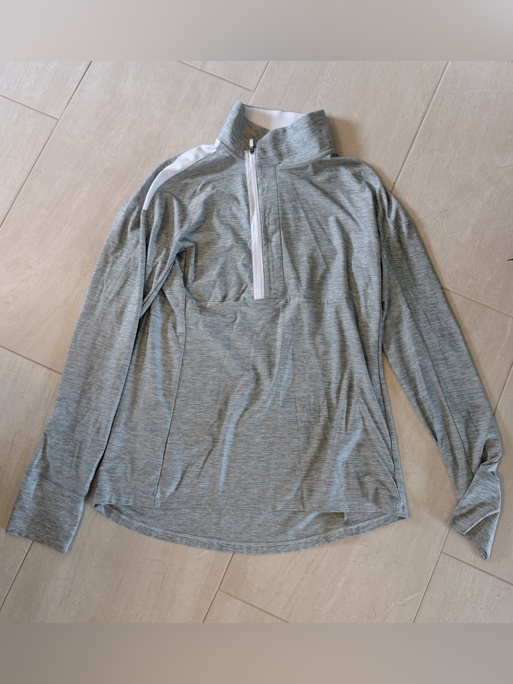 Women’s Under Armour Lightweight Heathered Grey Quarter-Zip Pullover - Small